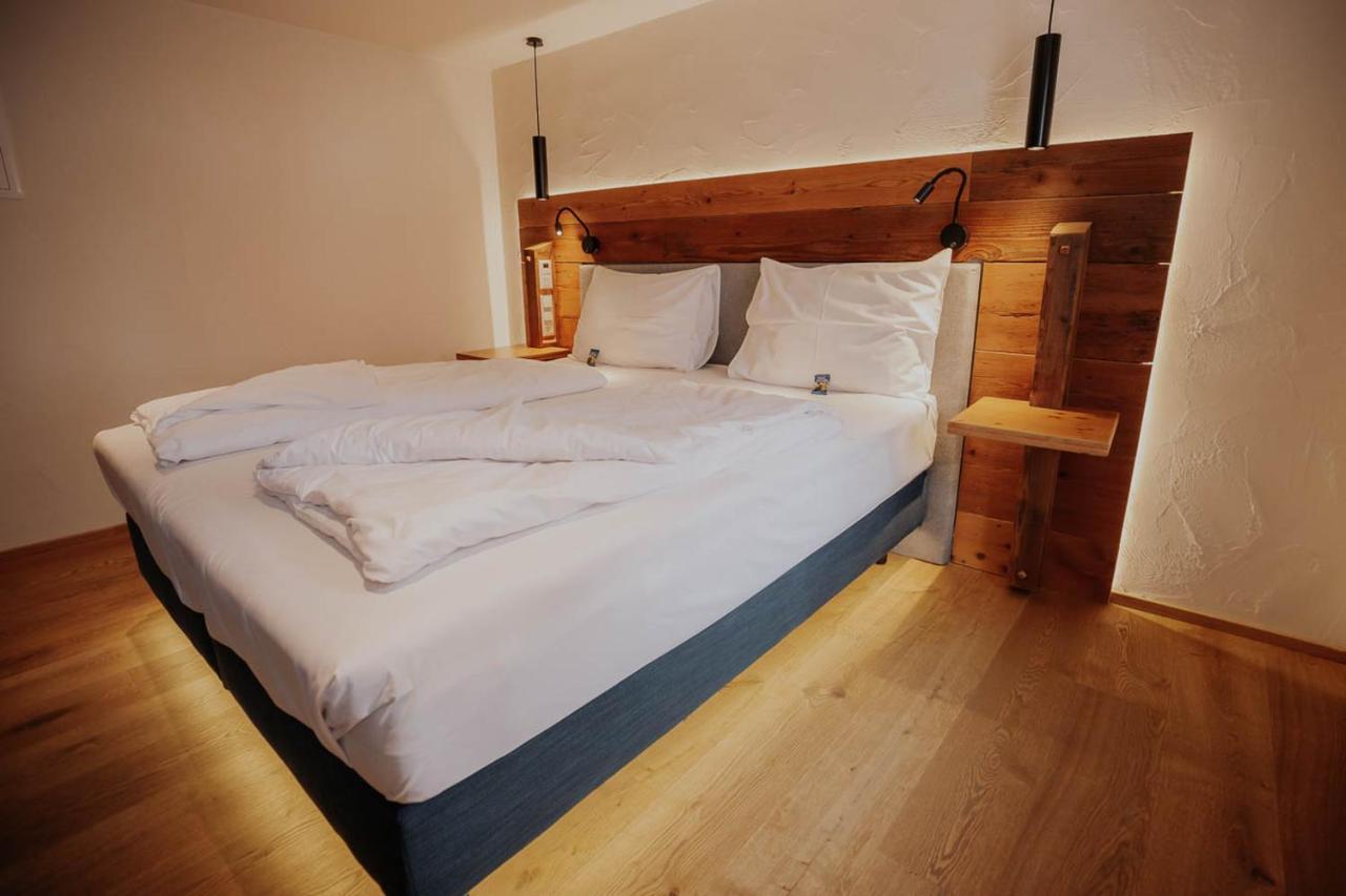 Altstadtmittehotel Sonne Dinkelsbuehl Ngoại thất bức ảnh