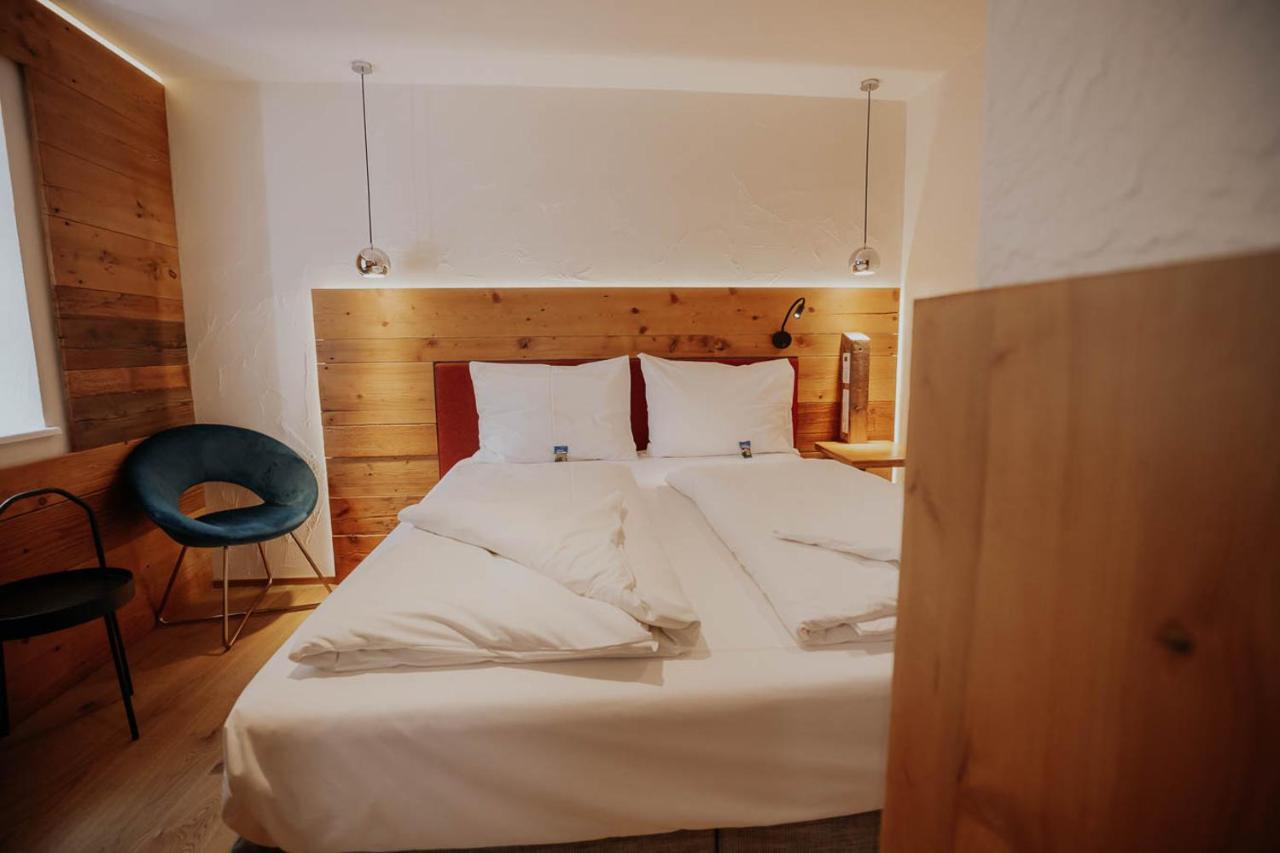 Altstadtmittehotel Sonne Dinkelsbuehl Ngoại thất bức ảnh
