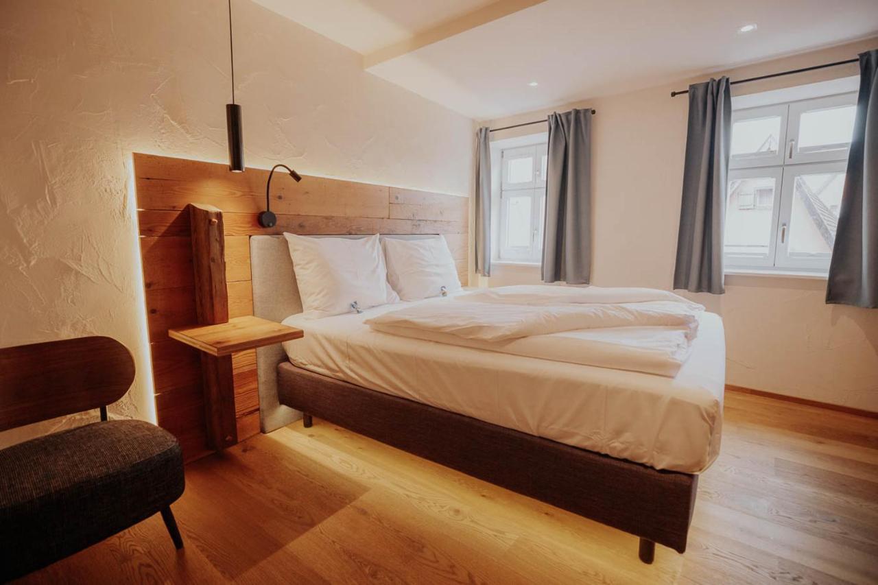 Altstadtmittehotel Sonne Dinkelsbuehl Ngoại thất bức ảnh