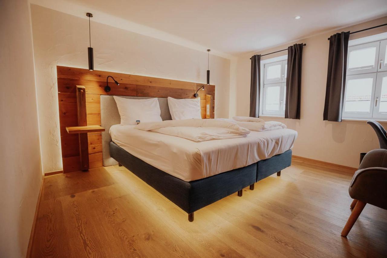 Altstadtmittehotel Sonne Dinkelsbuehl Ngoại thất bức ảnh