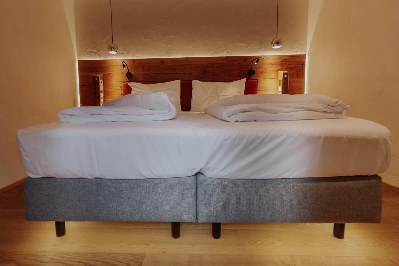 Altstadtmittehotel Sonne Dinkelsbuehl Ngoại thất bức ảnh